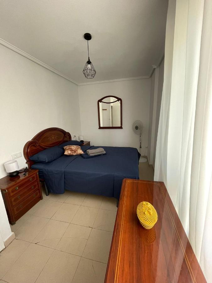 Playa De La Mata Apartment Alicante Luaran gambar